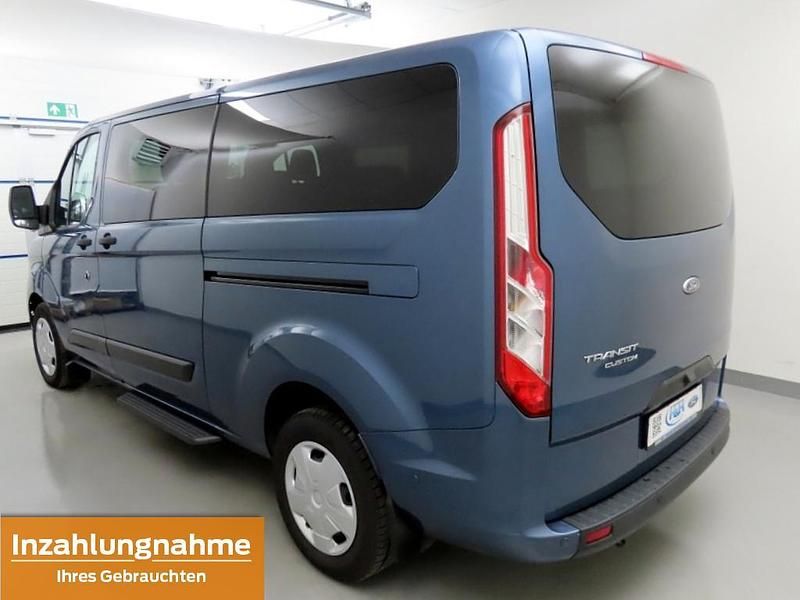 Gebraucht Ford Transit Tourneo Trend 170 PS (125 kW) 2023 Chromablau Van / Kleinbus