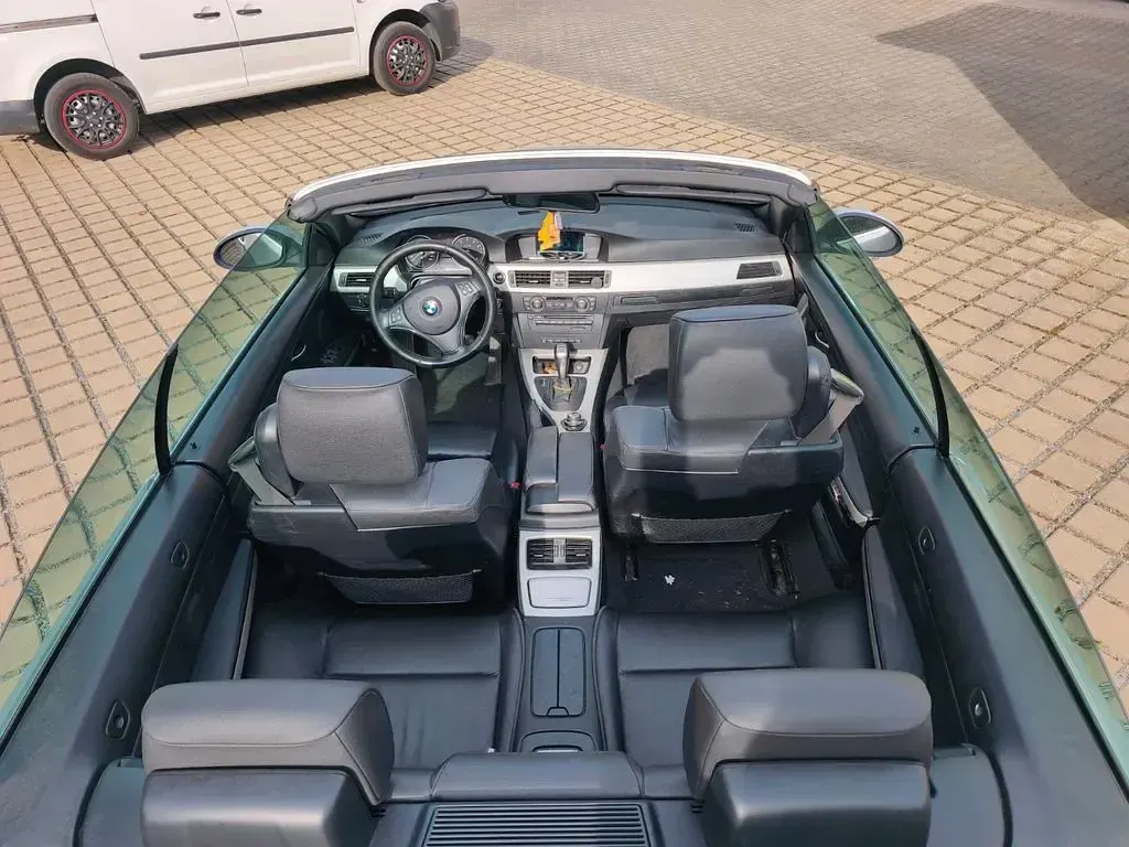 Gebraucht BMW 325 218 PS (160 kW) 2007 Silber Cabrio
