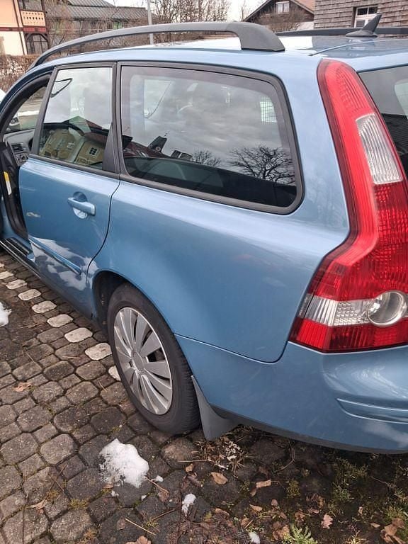 Gebraucht Volvo V50 Momentum 170 PS (125 kW) 2005 Blau Kombi