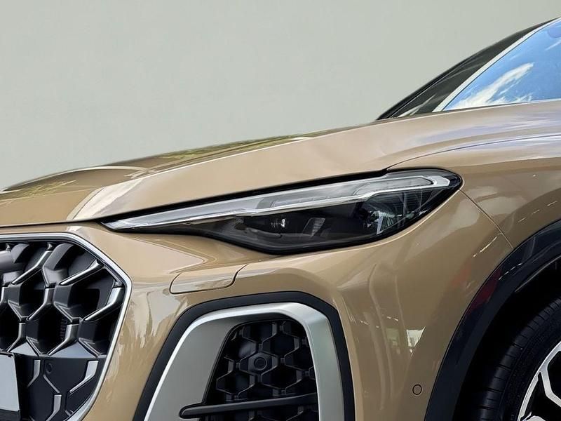 Gebraucht Audi SQ5 Sportback S-Line 367 PS (269 kW) 2025 Gold SUV