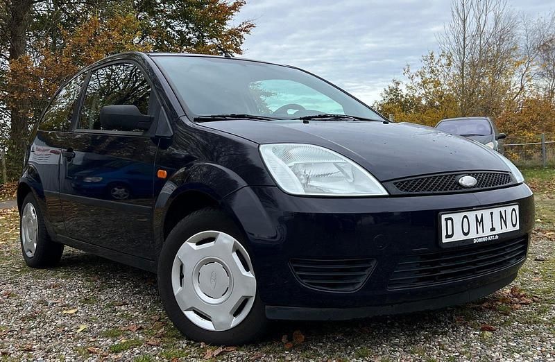 Gebraucht Ford Fiesta 60 PS (44 kW) 2005 Blau Kleinwagen