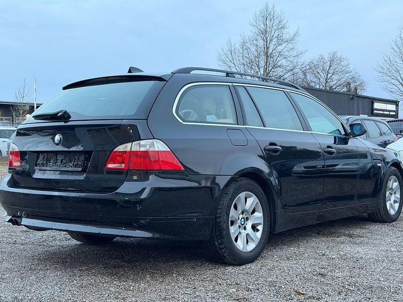 Gebraucht BMW 530 218 PS (160 kW) 2005 Schwarz Kombi