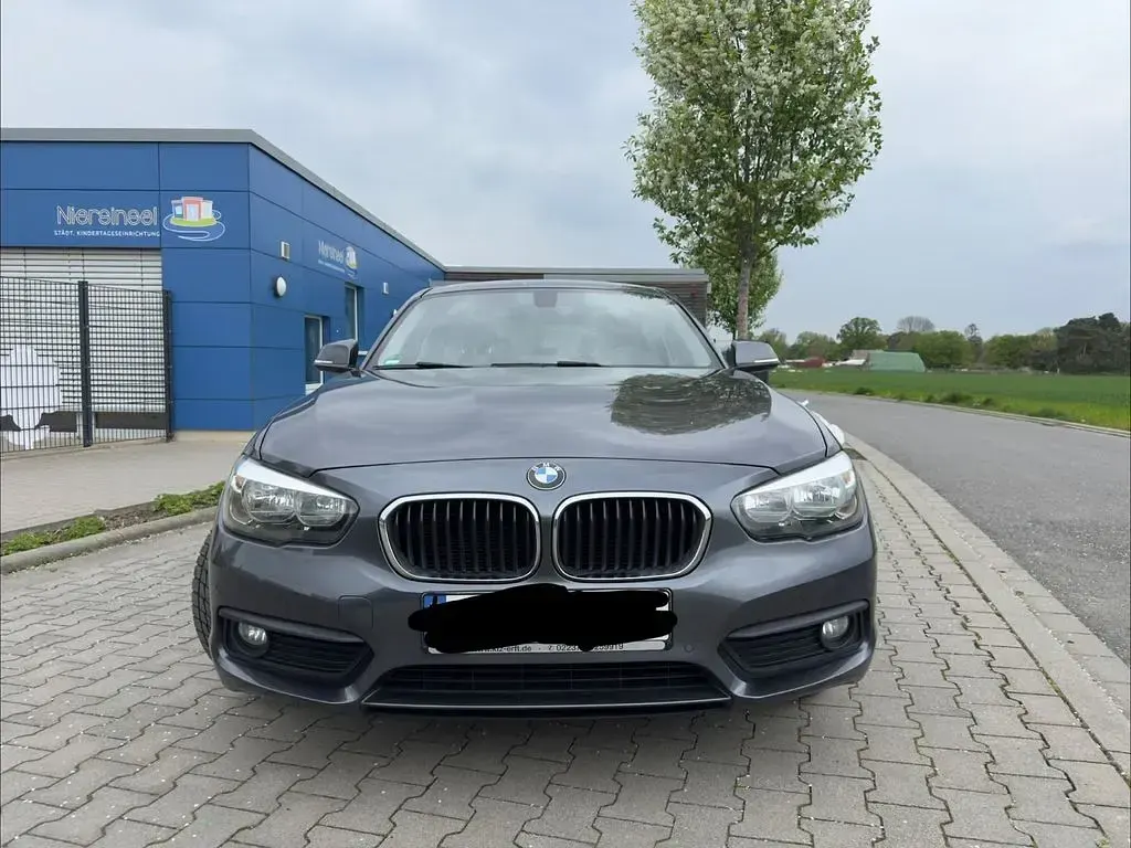 Second-hand BMW 116 Efficient Dynamics 116 CP (85 kW) 2017 Argintiu Hatchback