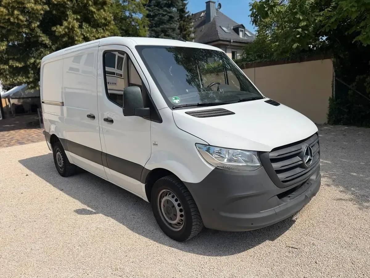 Gebraucht Mercedes Sprinter 140 PS (102 kW) 2020 Weiß Van