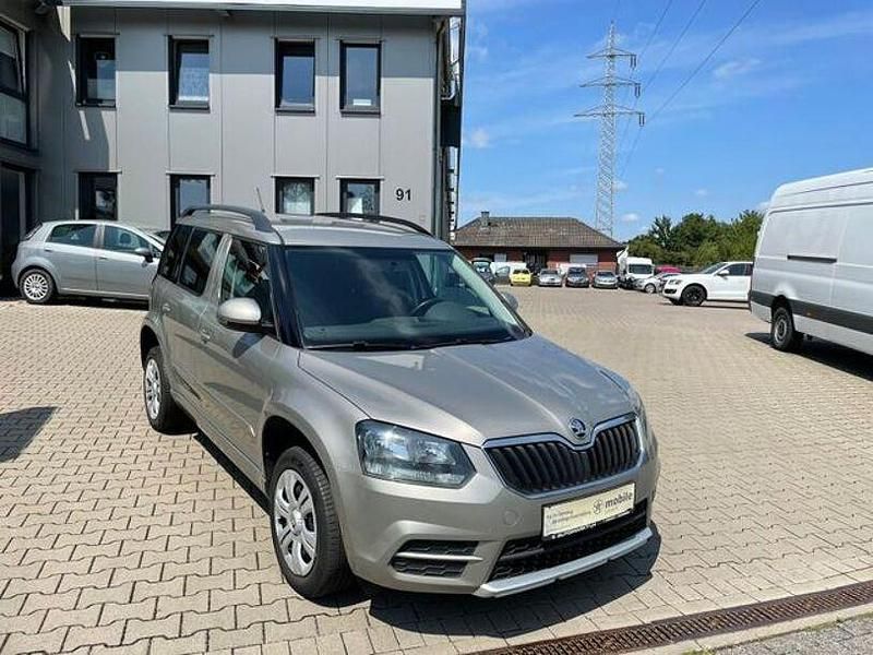Gebraucht Skoda Yeti Cool Edition 140 PS (102 kW) 2016 Beige SUV