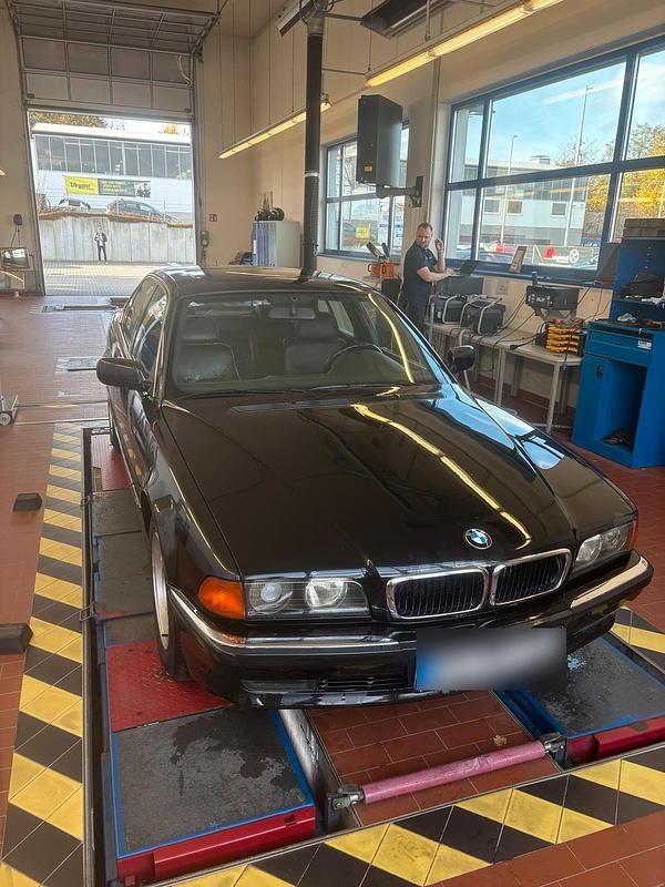 Gebraucht BMW 730 Shadowline 215 PS (158 kW) 1995 Schwarz Limousine