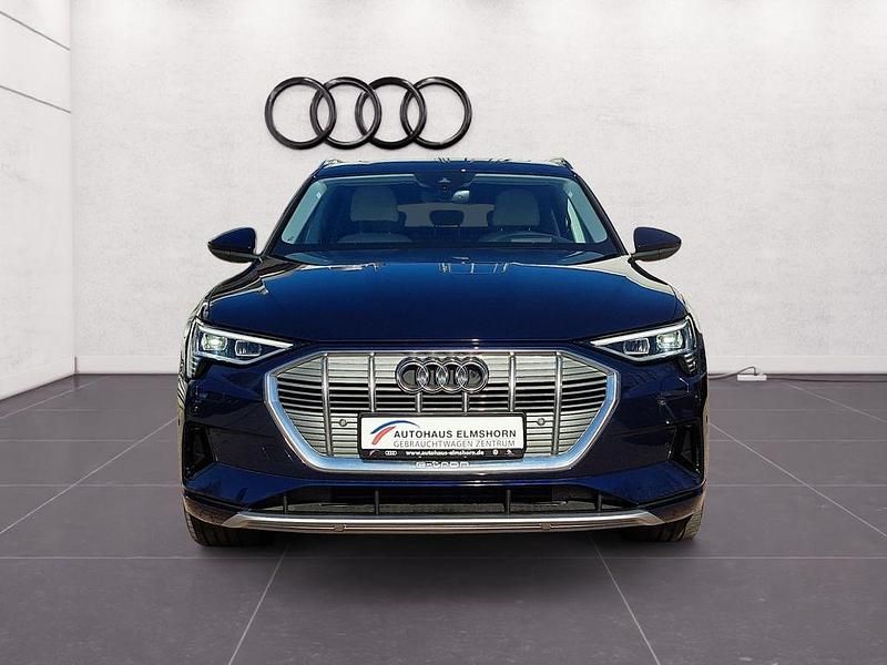 Gebraucht Audi e-tron Advanced Plus 300 kW (408 PS) 2022 Navarrablau metallic SUV