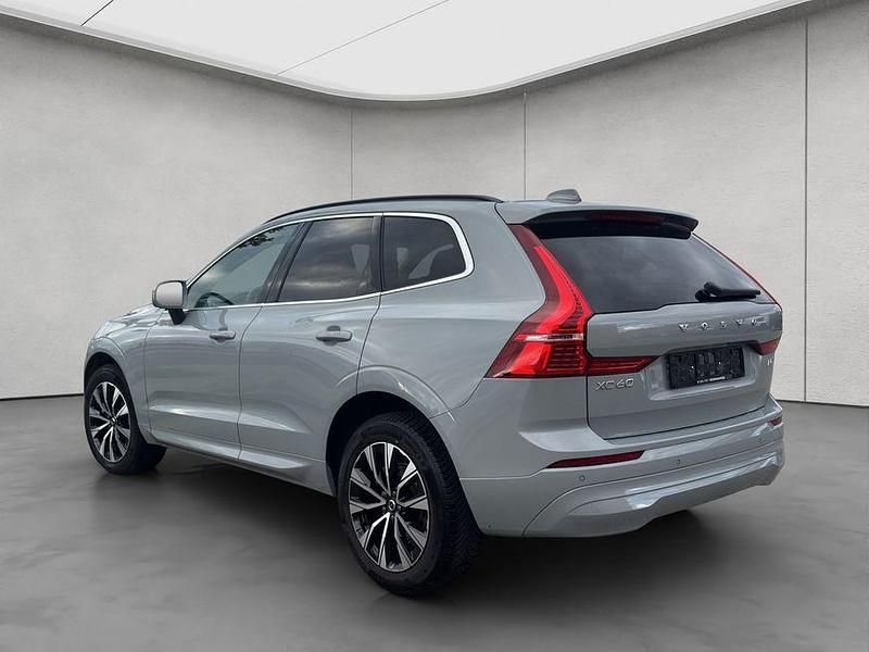 Gebraucht Volvo XC60 Core 250 PS (183 kW) 2024 Grau SUV