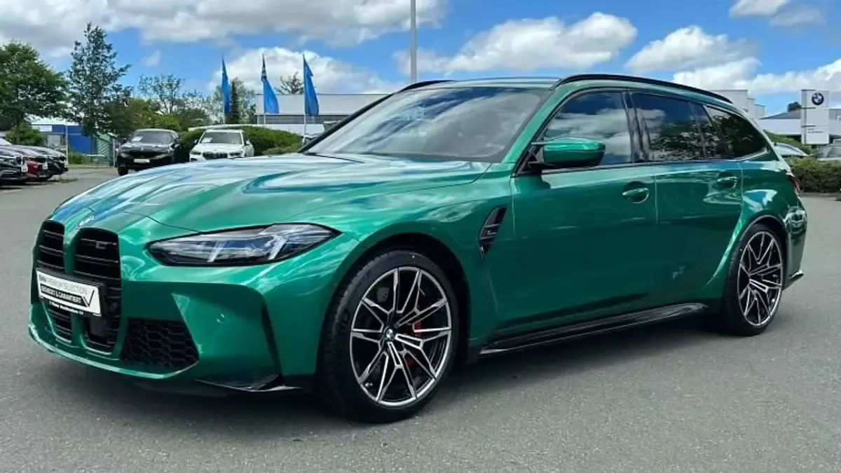 Gebraucht BMW M3 Competition Edition 530 PS (389 kW) 2025 Grün Limousine