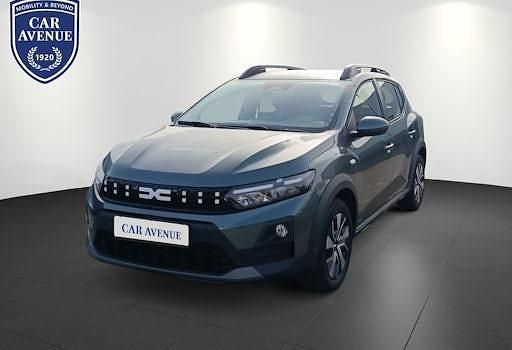 Neu Dacia Sandero Expression 110 PS (80 kW) 2026 Grün Limousine