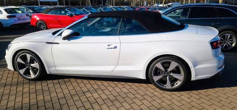 Weiß Gebraucht 2018 Audi A5 Cabriolet Sport Cabrio | 31.990 € (Teuer) - Bild 1/4