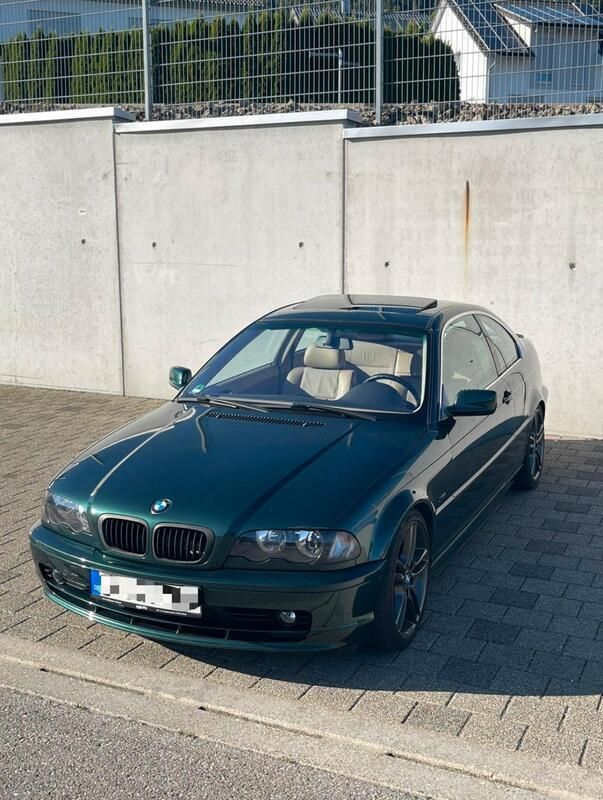 Grün Gebraucht 1999 BMW 323 Basis Coupé | 6.900 € (Etwas zu teuer) - Bild 1/4