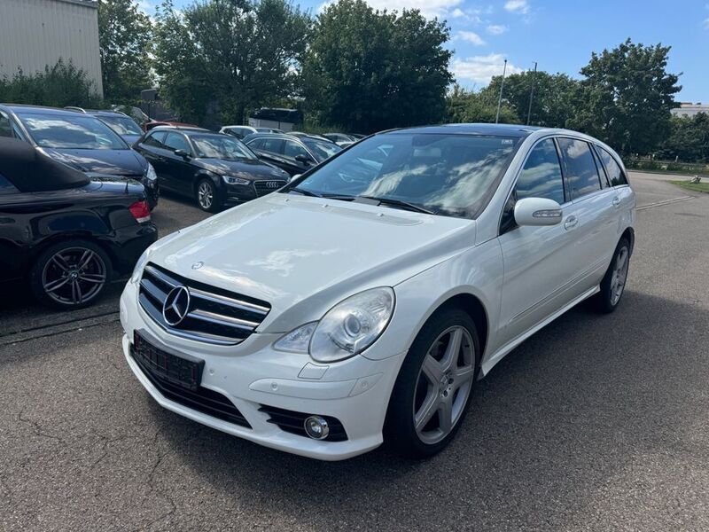 Weiß Gebraucht 2009 Mercedes R500 AMG line Van / Kleinbus | 9.999 € (Fairer Preis) - Bild 1/4