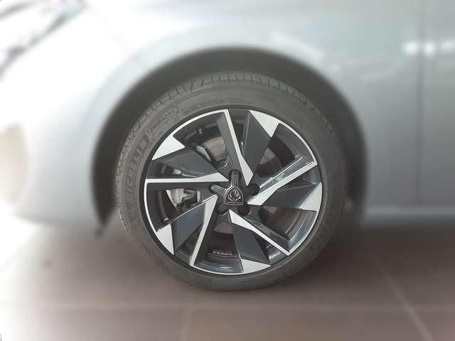 Silber metallic Gebraucht 2024 Peugeot 308 Allure Kombi | 27.740 € (Fairer Preis) - Bild 1/4