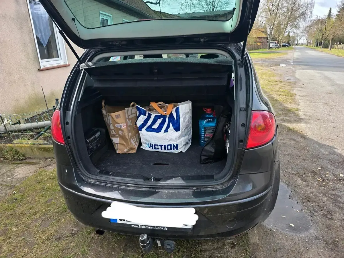Occasion Seat Altea 102 ch (75 kW) 2005 Noir Monospace