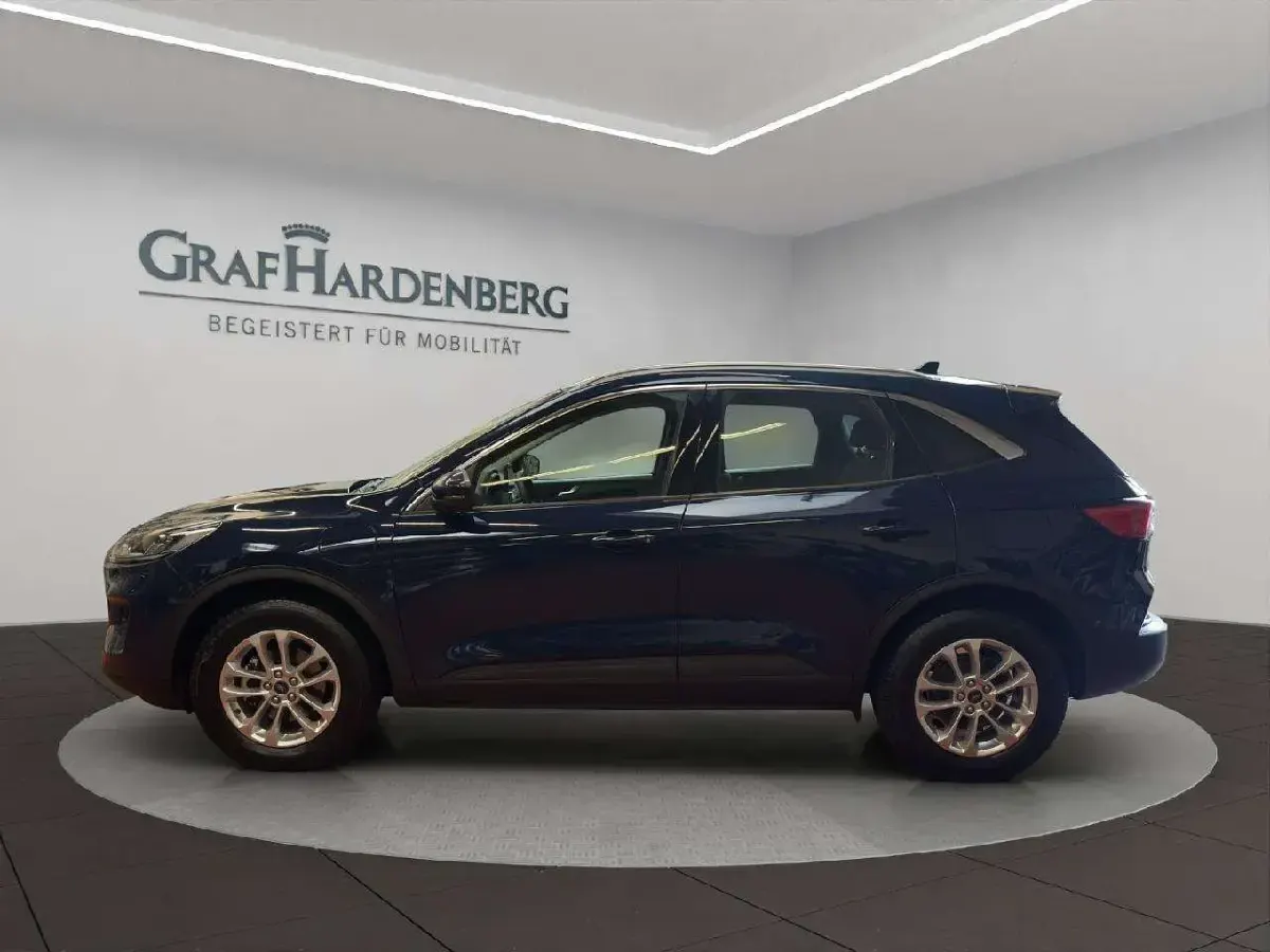 Gebraucht Ford Kuga Titanium 224 PS (164 kW) 2022 Blau SUV