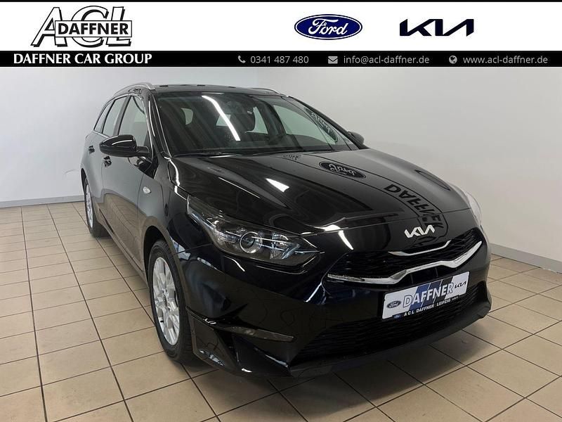 (1k) black pearl m Neu 2025 Kia Ceed Sportswagon Vision Kombi | 21.990 € (Guter Preis) - Bild 1/4