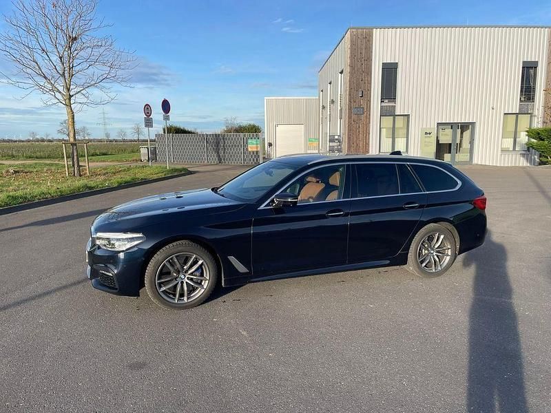 Blau Gebraucht 2018 BMW 540 M Sport Kombi | 34.600 € (Etwas zu teuer) - Bild 1/4