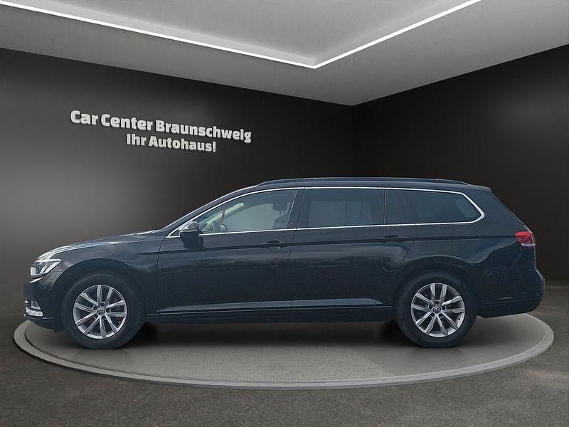 Gebraucht VW Passat Comfortline 150 PS (110 kW) 2015 Schwarz Kombi
