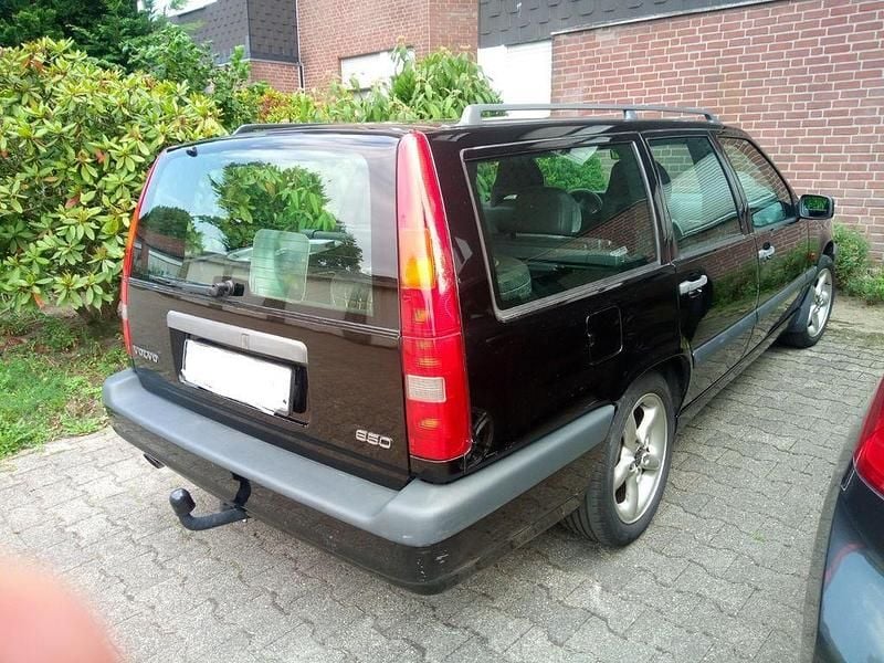 Schwarz Gebraucht 1996 Volvo 850 Limousine | 4.900 € (Teuer) - Bild 1/4