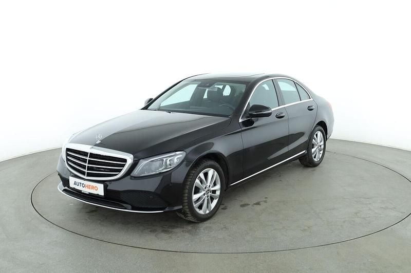 Gebraucht Mercedes C200 Avantgarde 184 PS (135 kW) 2019 Schwarz Limousine