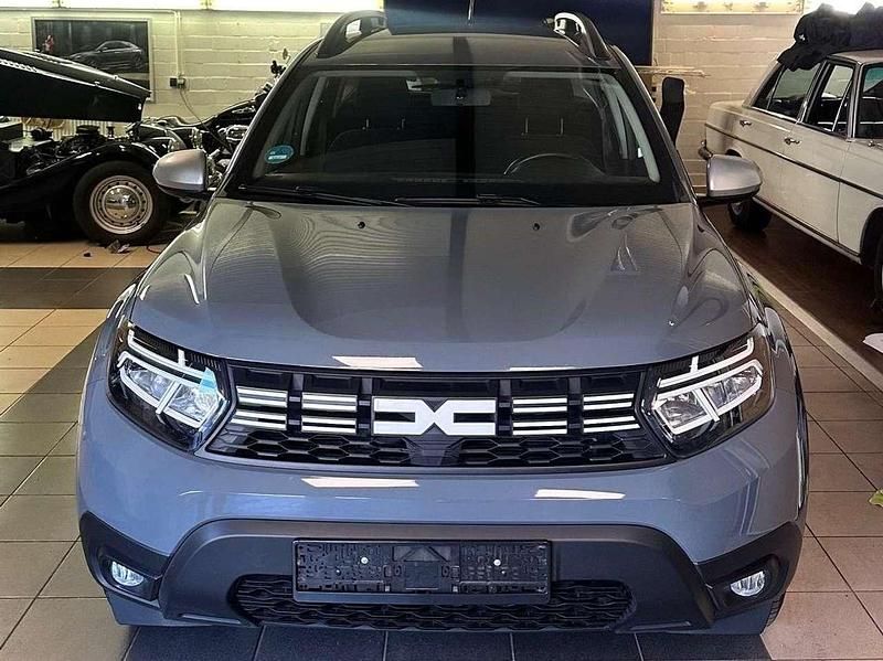 Usata Dacia Duster Expression 116 CV (85 kW) 2024 Grigio SUV