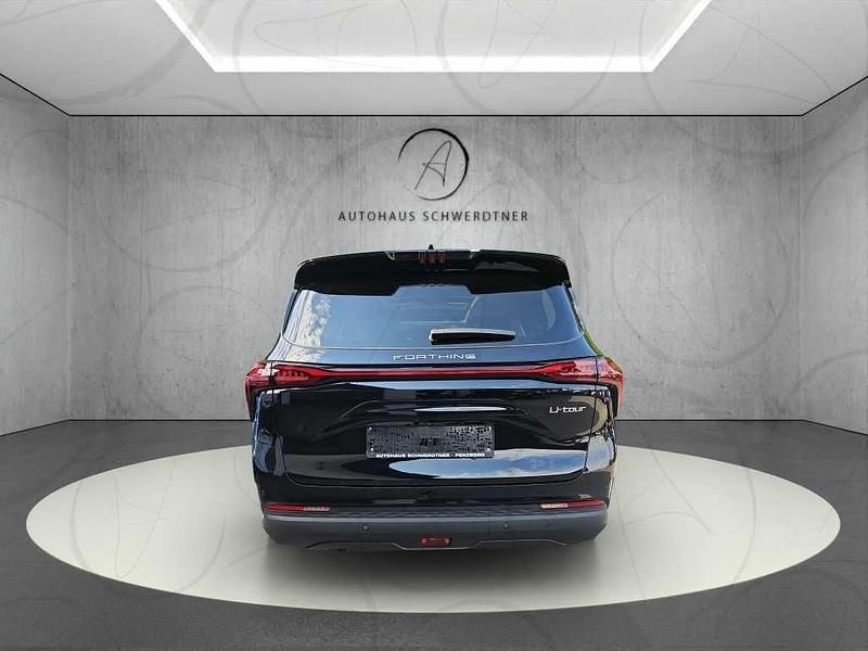 Neu DFSK Forthing 4 177 PS (130 kW) 2025 Schwarz Limousine