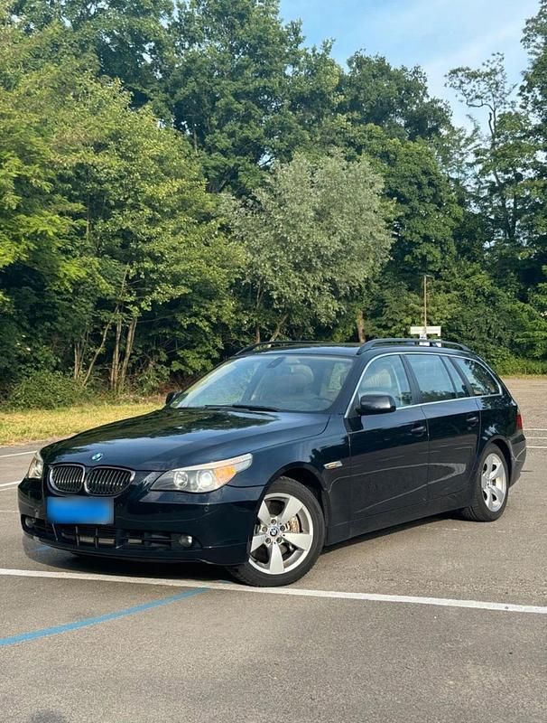 Gebraucht BMW 535 272 PS (200 kW) 2007 Blau Kombi