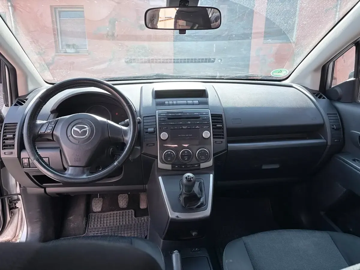 Gebraucht Mazda 5 115 PS (84 kW) 2009 Silber Van / Kleinbus