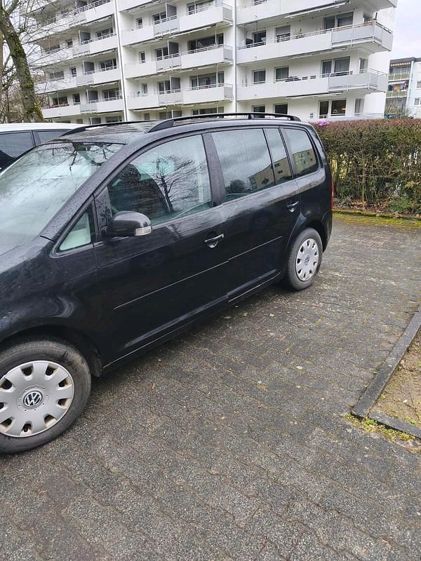 Gebraucht VW Touran 105 PS (77 kW) 2005 Schwarz Van / Kleinbus
