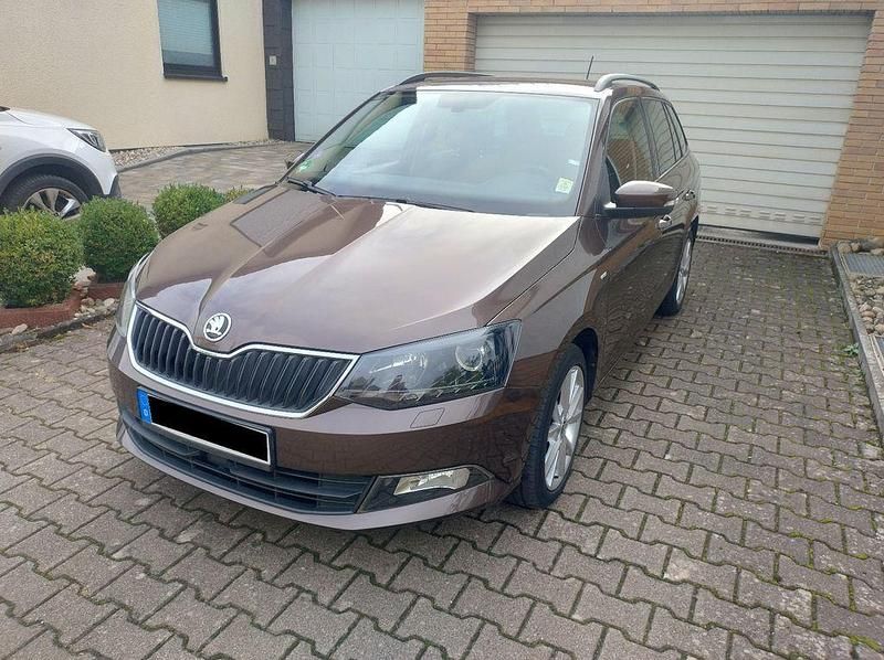 Gebraucht Skoda Fabia Drive 90 PS (66 kW) 2018 Braun Kombi