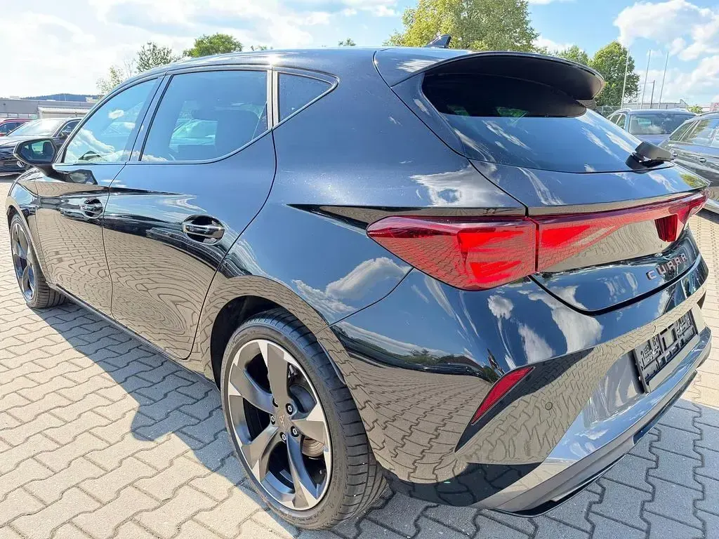 Gebraucht Cupra Leon 150 PS (110 kW) 2025 Schwarz Limousine