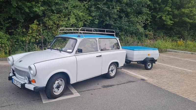 Weiß Gebraucht 1984 Trabant 601 Kombi | 7.499 € - Bild 1/4