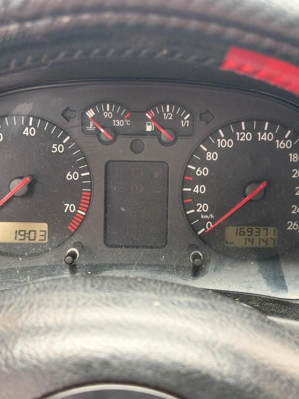 Gebraucht VW Golf III 125 PS (91 kW) 1998 Rot Limousine