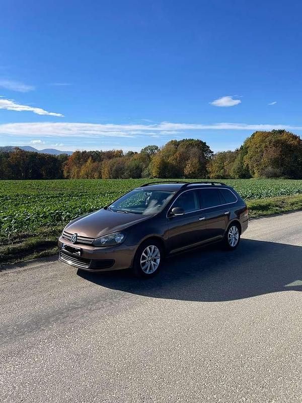 Gebraucht 2011 VW Golf VI Trendline Limousine | 4.400 € (Fairer Preis) - Bild 1/4