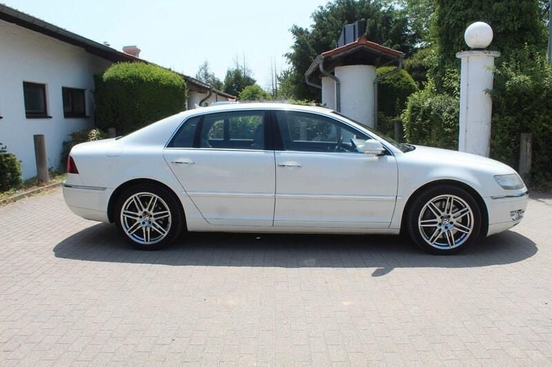 Weiß Gebraucht 2009 VW Phaeton Edition Limousine | 5.980 € (Guter Preis) - Bild 1/4