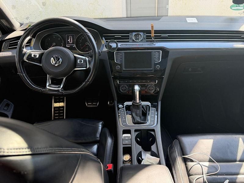 Gebraucht VW Passat R 239 PS (175 kW) 2016 Schwarz Kombi