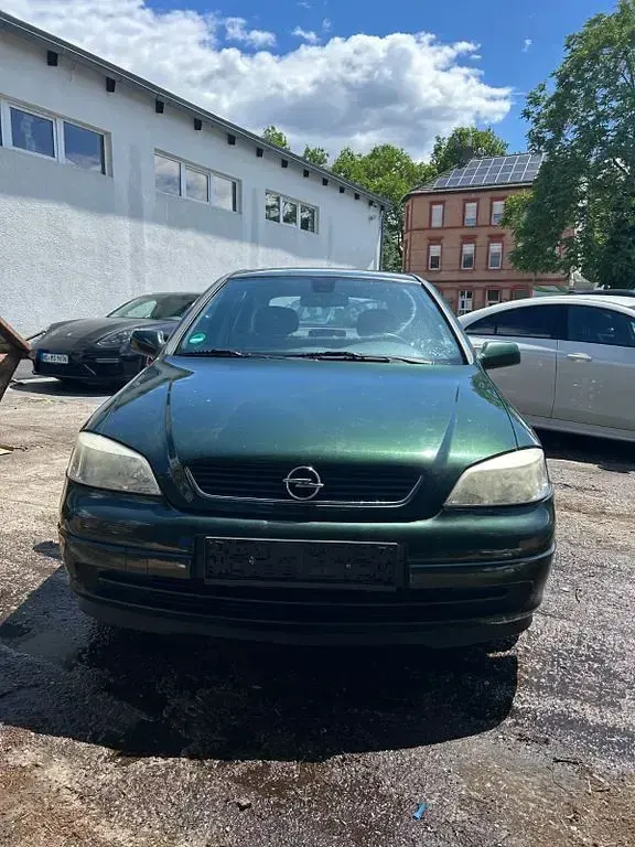 Gebraucht Opel Astra 101 PS (74 kW) 2003 Grün Limousine