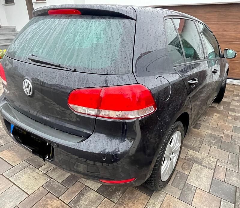 Gebraucht VW Golf VI 80 PS (58 kW) 2009 Schwarz Kleinwagen