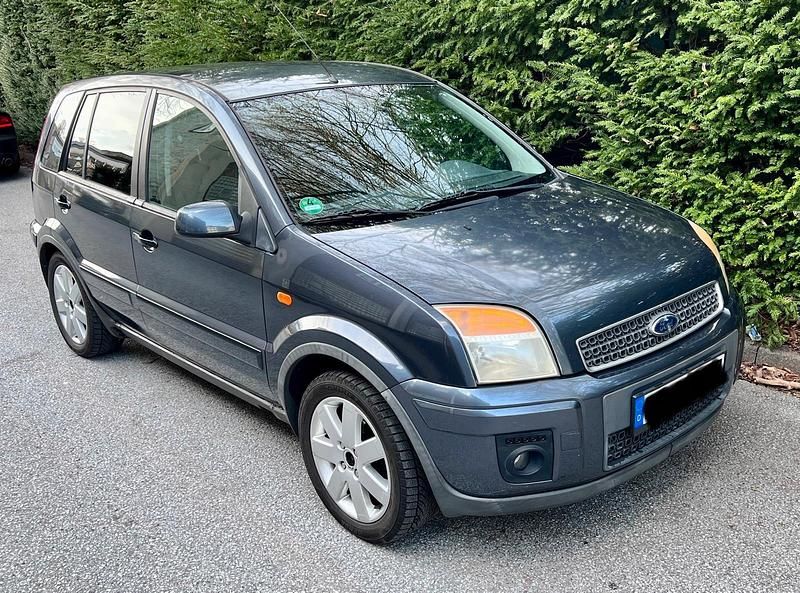 Second-hand Ford Fusion 80 CP (58 kW) 2006 Gri Hatchback