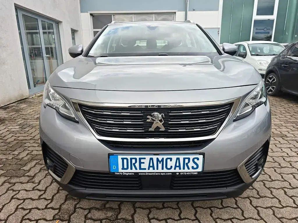 Gebraucht Peugeot 5008 Active 131 PS (96 kW) 2018 Grau SUV