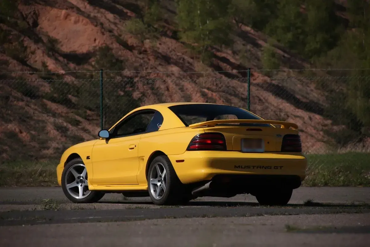 Occasion Ford Mustang 218 ch (160 kW) 1995 Jaune Coupé