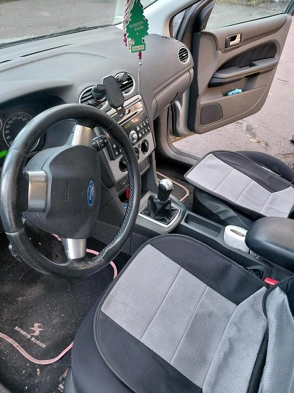 Usata Ford Focus 2004 Argento Berlina