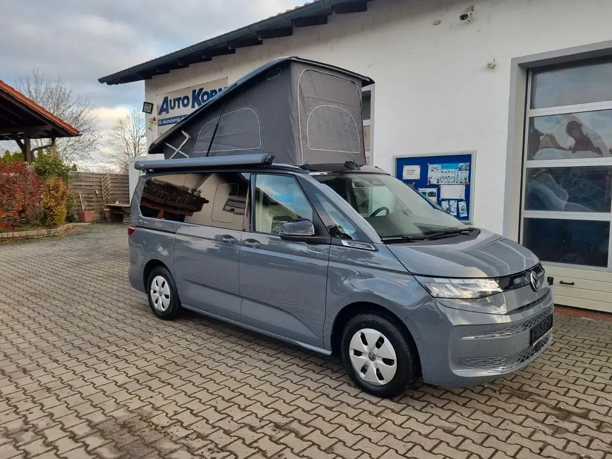 Gebraucht VW California Beach 150 PS (110 kW) 2025 Grau Van