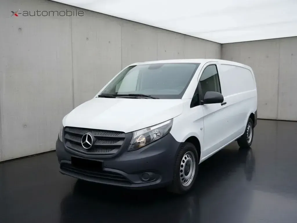 Gebraucht Mercedes Vito 136 PS (100 kW) 2018 Weiß arktikweiss Van