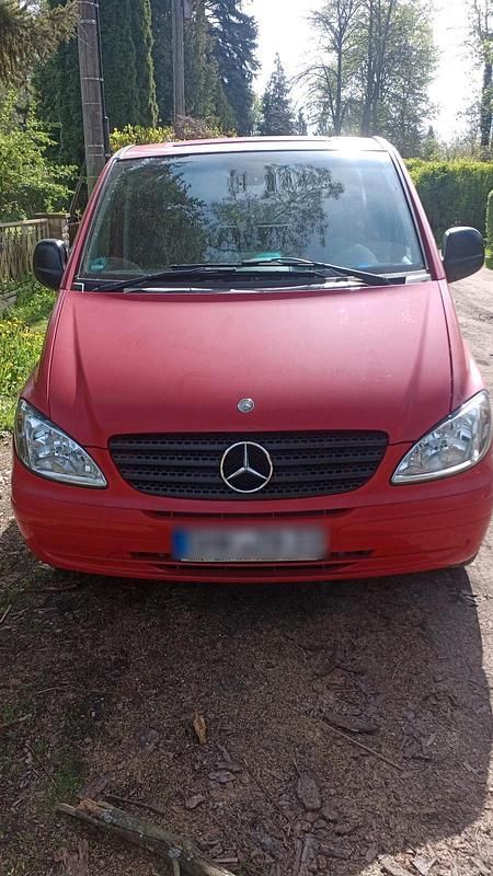 Rot Gebraucht 2008 Mercedes Vito Van / Kleinbus | 4.500 € (Superpreis) - Bild 1/4