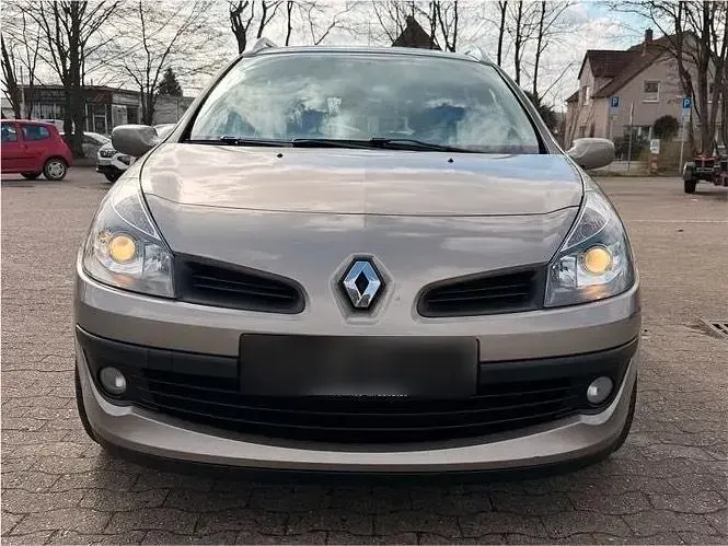 Gebraucht Renault Clio 75 PS (55 kW) 2008 Silber Kombi