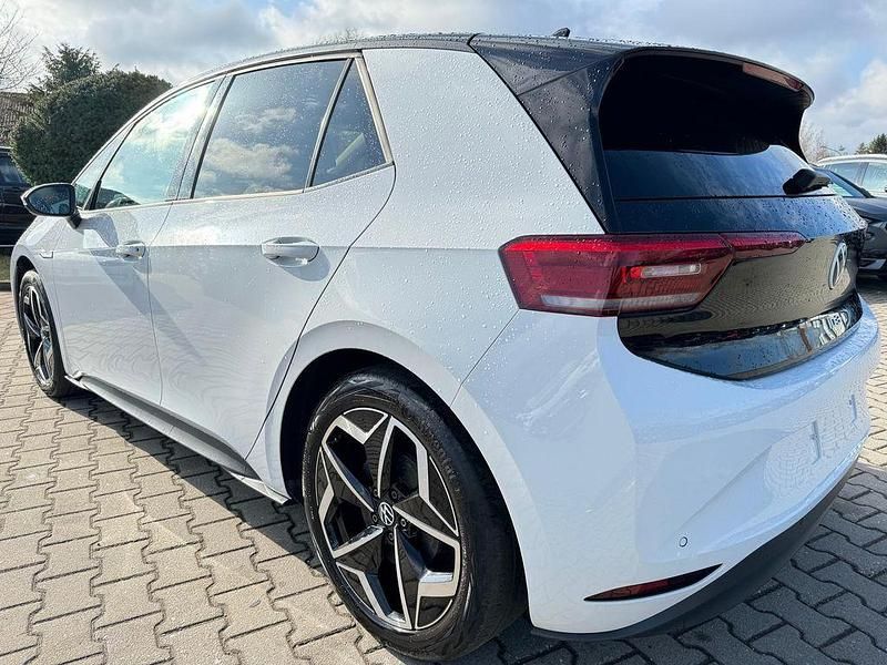Gebraucht VW ID.3 Pro 150 kW (204 PS) 2021 Weiß Kleinwagen