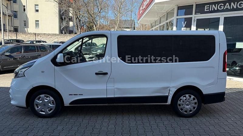 Gebraucht Renault Trafic 120 PS (88 kW) 2015 Other Van / Kleinbus