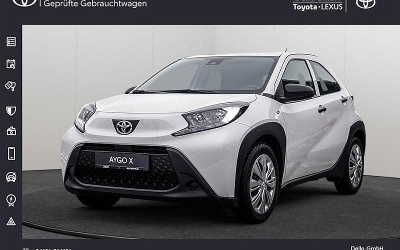 Gebraucht Toyota Aygo Business Edition 72 PS (52 kW) 2022 Weiß Kleinwagen